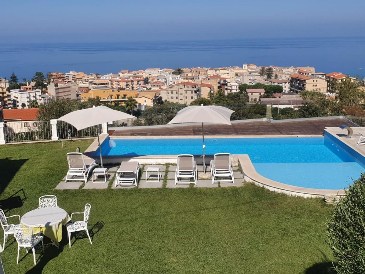 Appartamenti Borgo Panoramico N.2 Тропея Экстерьер фото